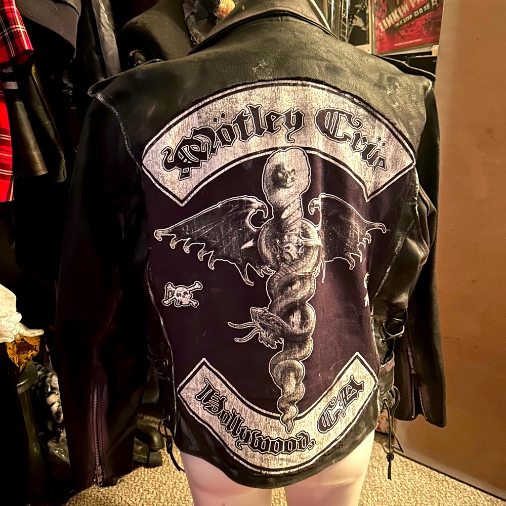 Motley Crue custom vintage leather jacket ❤️